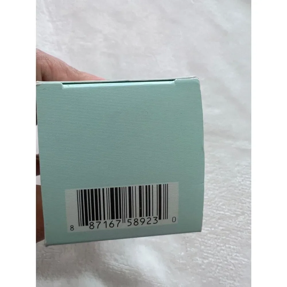 Revitalizing Supreme+ Youth Power Soft
Milky Lotion Moisturizer - Picture 7 of 8